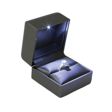 Lighted Ring Box